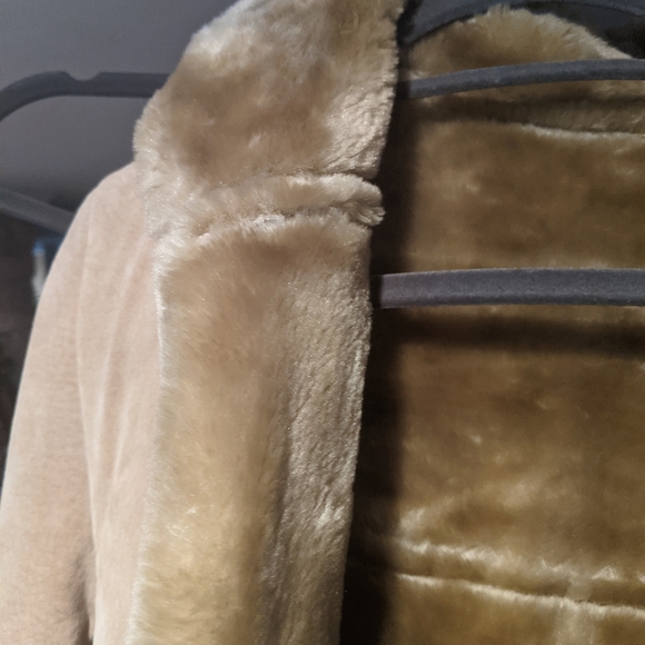 Brandon Thomas Shearling -S - Picture 3 of 7